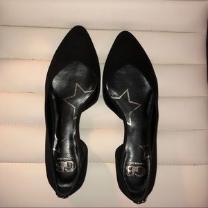 Gianni Bini black flats